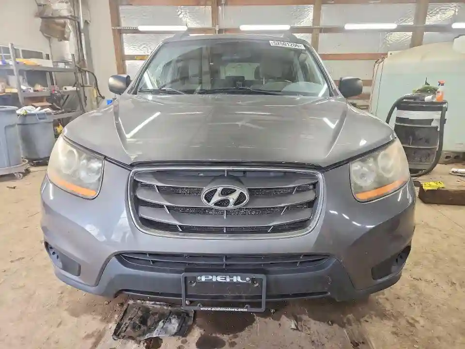 5NMSG3AB3AH375369 2010 HYUNDAI SANTA FE-4