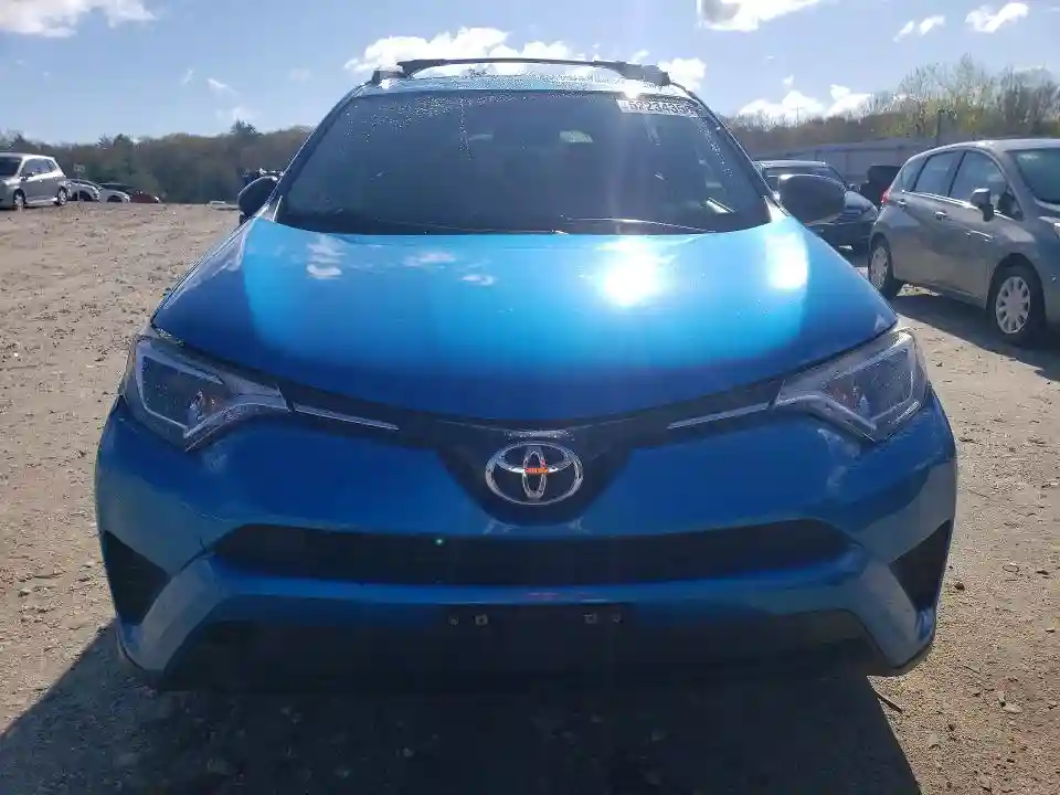 JTMBFREV6GD195430 2016 TOYOTA RAV4-4