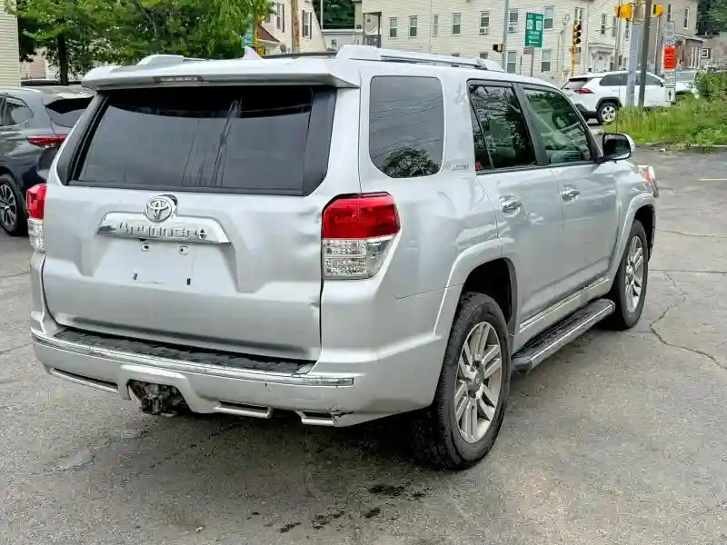 JTEBU5JR1B5069241 2011 TOYOTA 4RUNNER-2