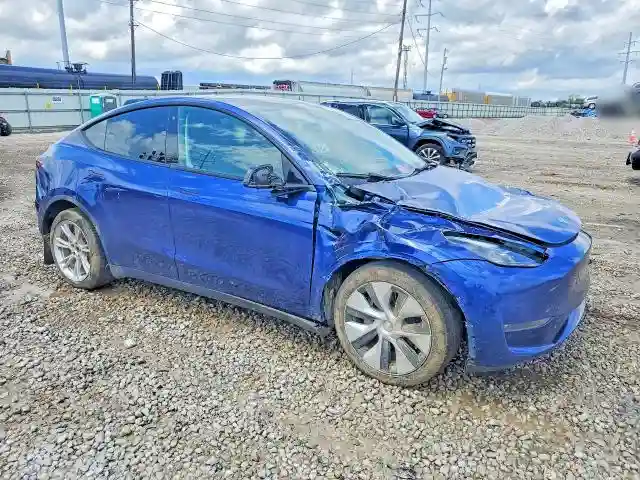 7SAYGDEEXPF703856 2023 TESLA MODEL Y-3