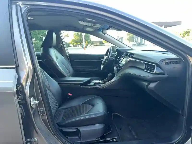 4T1B11HK6KU794401 2019 TOYOTA CAMRY-4