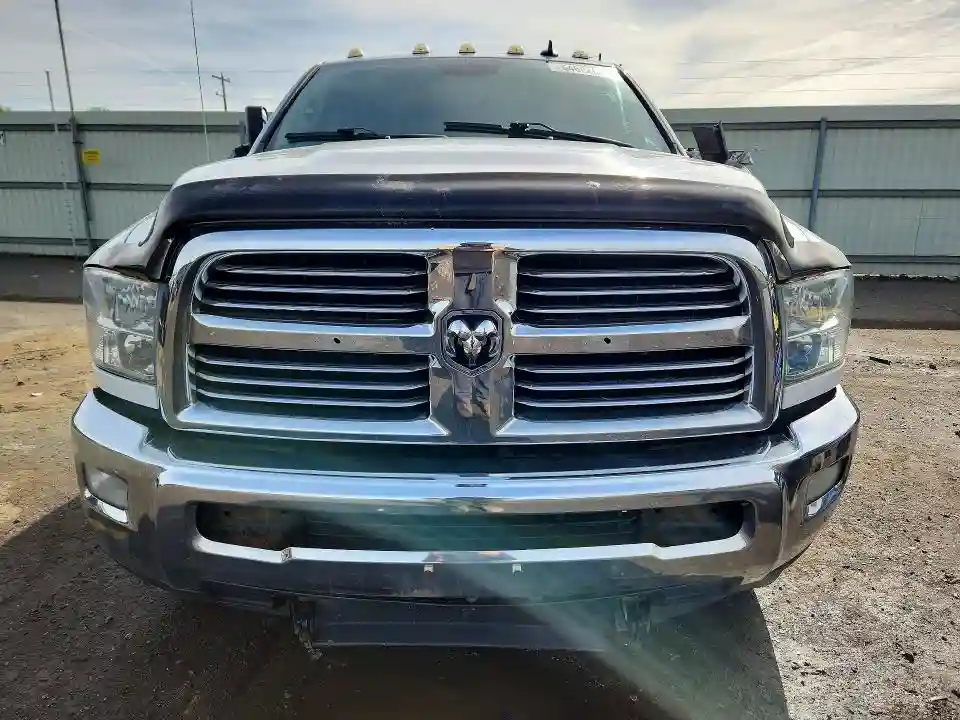 3C63R3DJ8GG226663 2016 RAM 3500-4