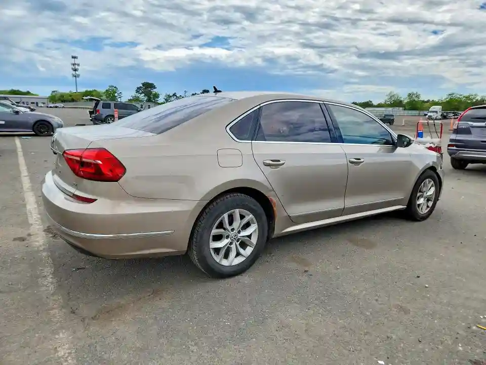 1VWAT7A30GC011874 2016 VOLKSWAGEN PASSAT-2