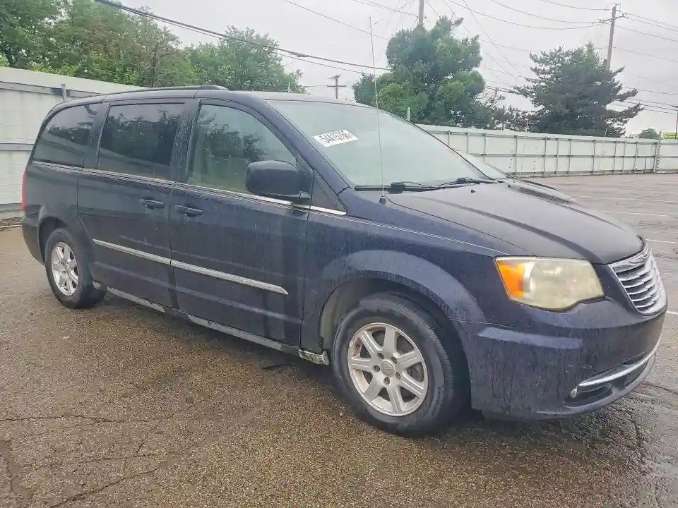 2A4RR5DG7BR615987 2011 CHRYSLER MINIVAN-3