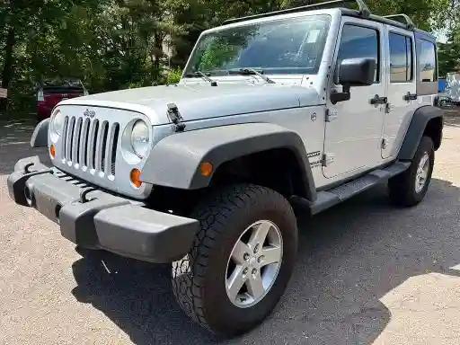 1J4BA3H19BL528443 2011 JEEP WRANGLER-0