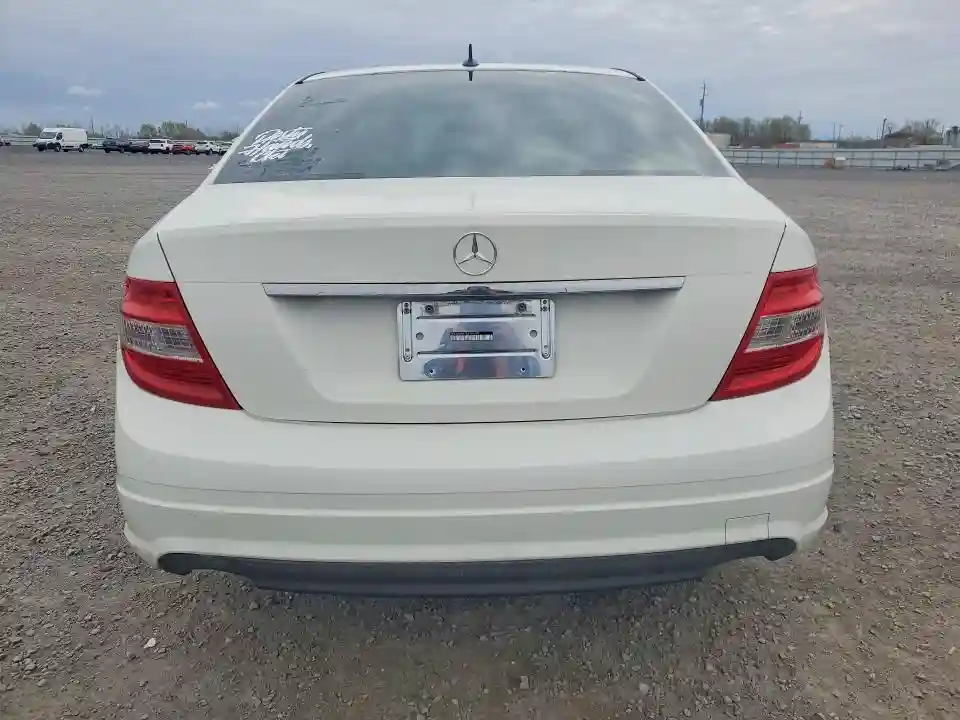 WDDGF8BB7BA487792 2011 MERCEDES-BENZ C-CLASS-5