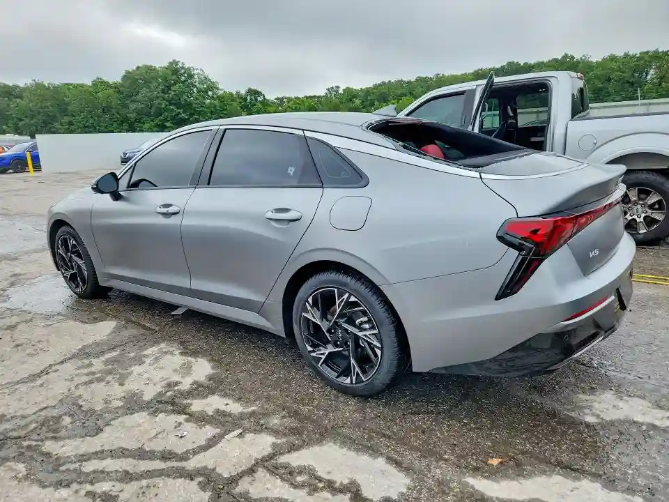 KNAG64J70T5409863 2026 KIA K5-1