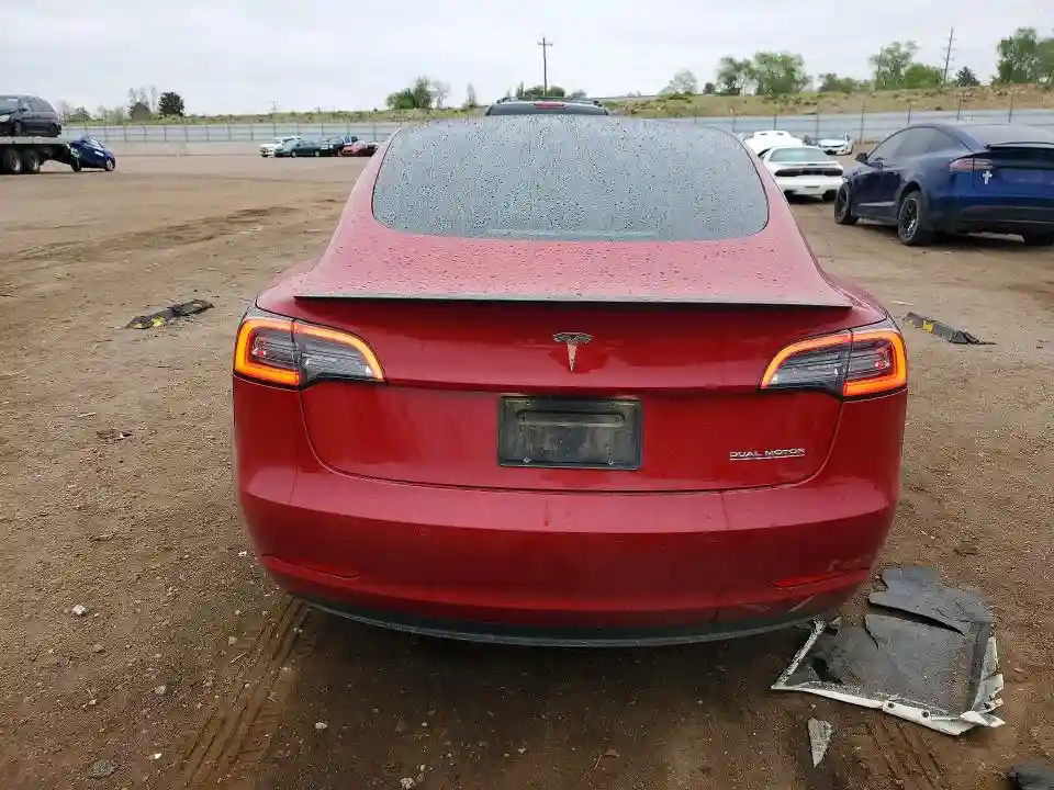 5YJ3E1EBXKF423185 2019 TESLA MODEL 3-5
