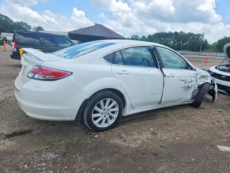 1YVHZ8CH6B5M22864 2011 MAZDA 6-2