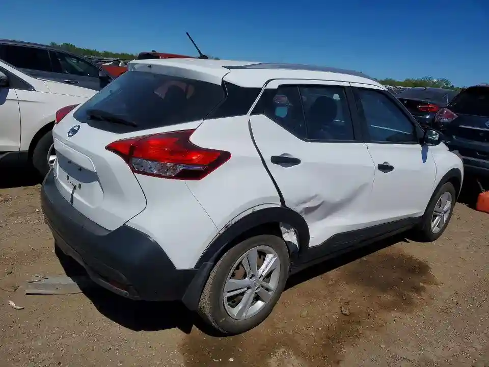 3N1CP5CU3JL531964 2018 NISSAN KICKS-2