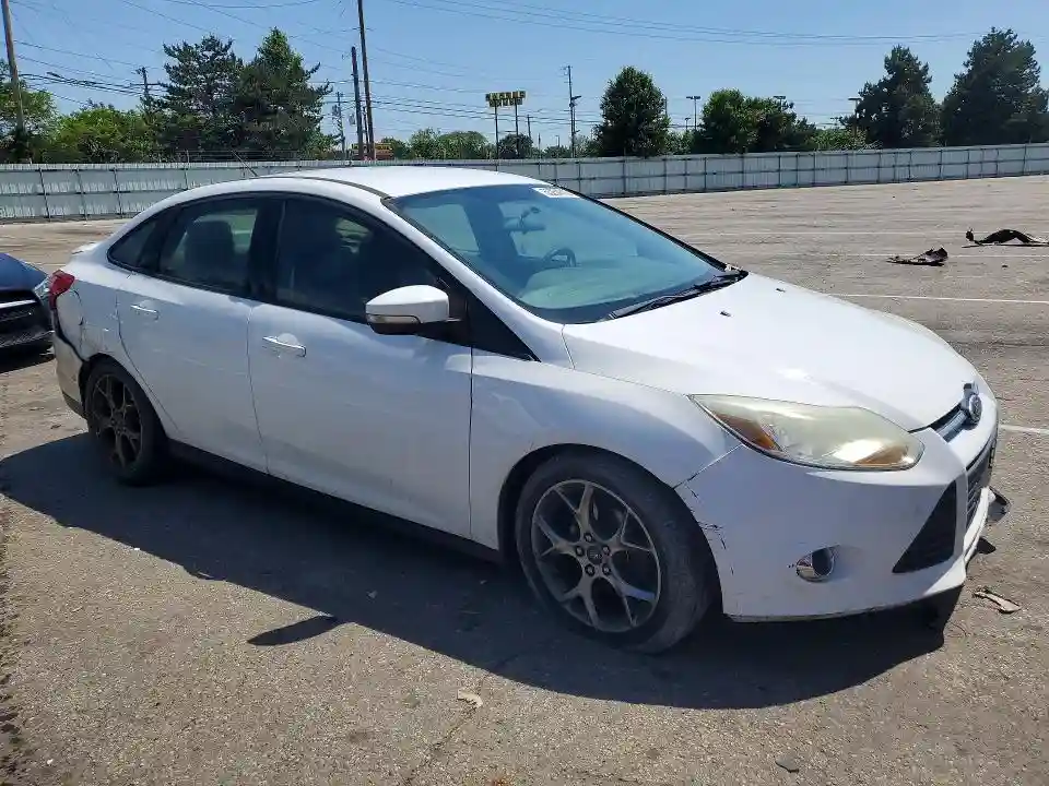 1FADP3F27EL239340 2014 FORD FOCUS-3