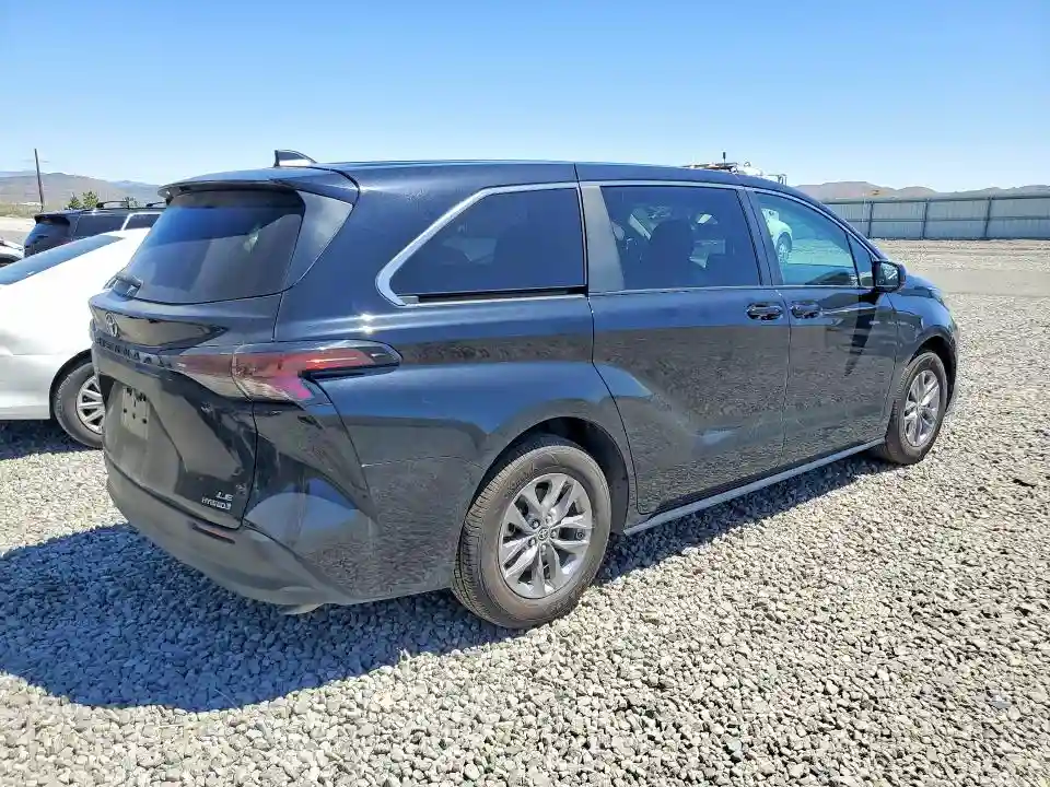 5TDKSKFC8RS121241 2024 TOYOTA SIENNA-2