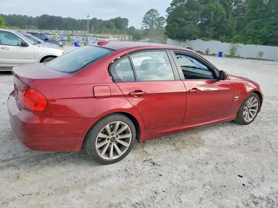 WBAPK7C55BF196149 2011 BMW 3 SERIES-2