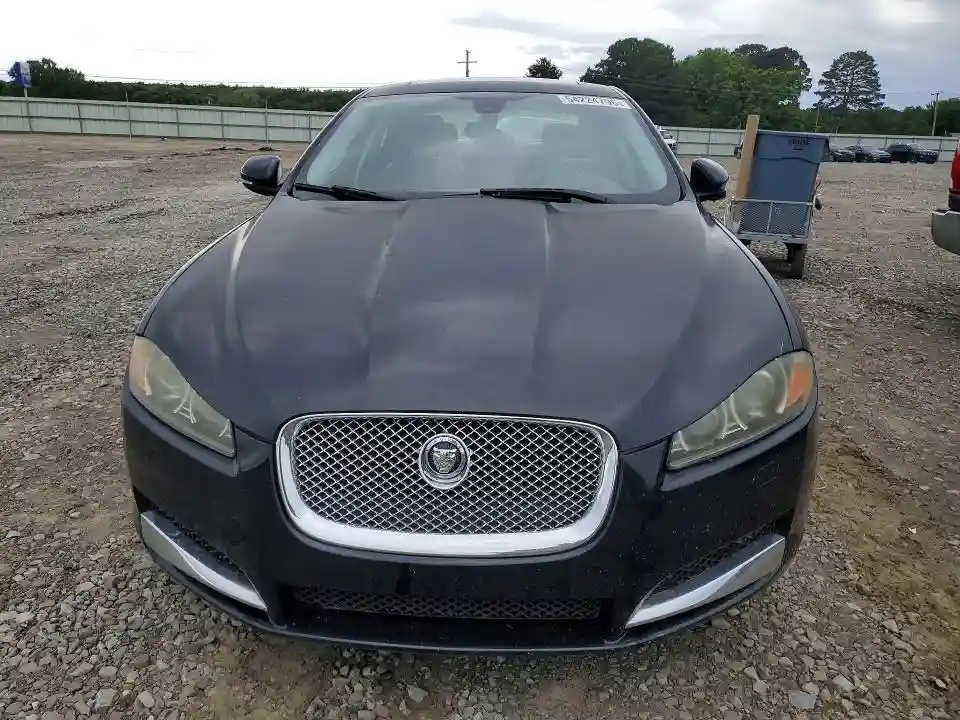 SAJWA0ES2DPS73957 2013 JAGUAR XF-4