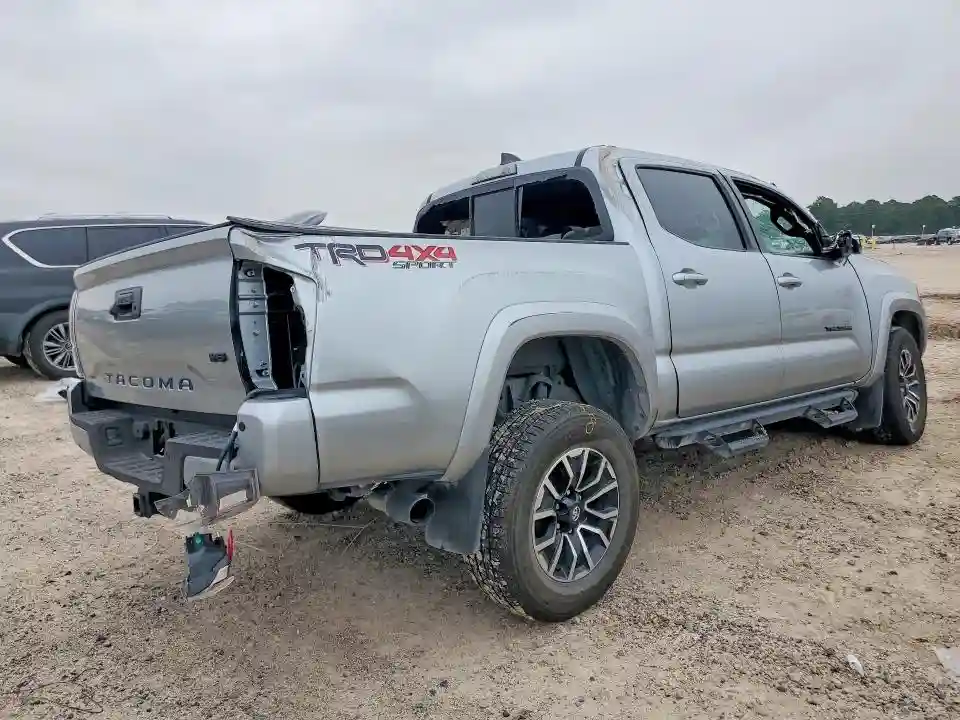 3TMCZ5AN6NM506754 2022 TOYOTA TACOMA TRD-2