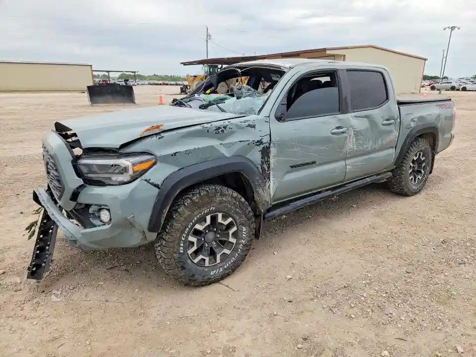 3TYCZ5AN3NT096144 2022 TOYOTA TACOMA TRD-0