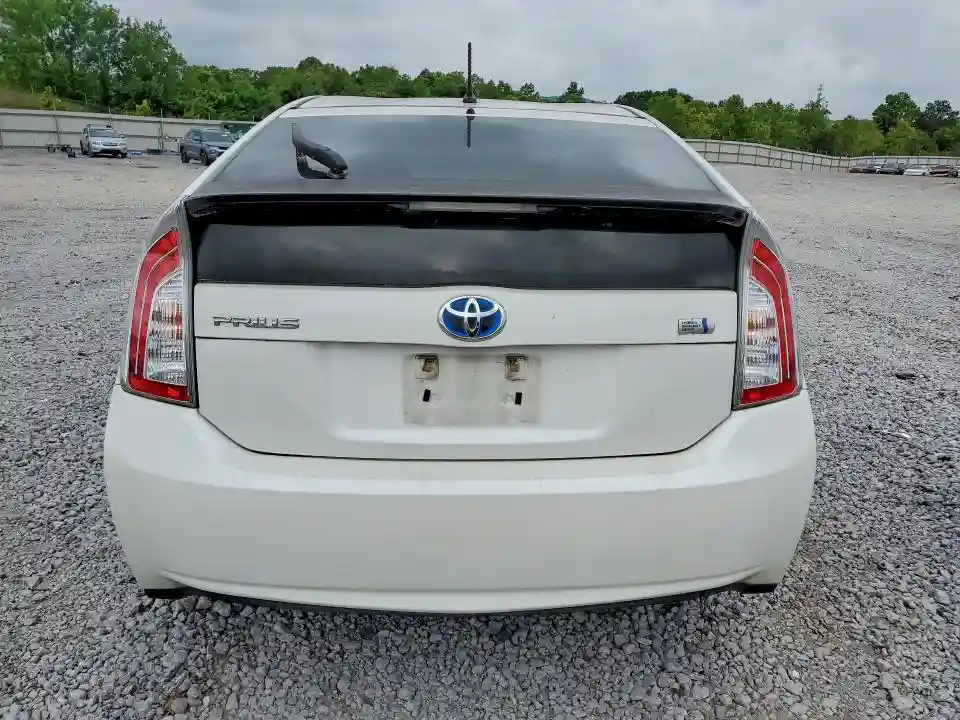 JTDKN3DUXE0360344 2014 TOYOTA PRIUS-5
