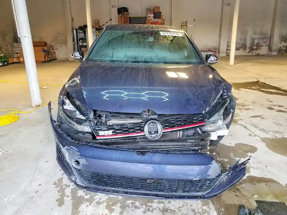 3VW6T7AU4KM029963 2019 VOLKSWAGEN GTI-4
