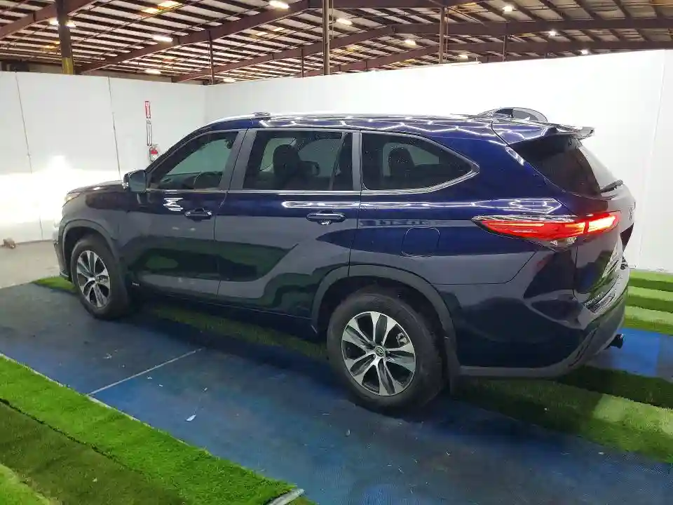 5TDKBRCH9PS126003 2023 TOYOTA HIGHLANDER-1