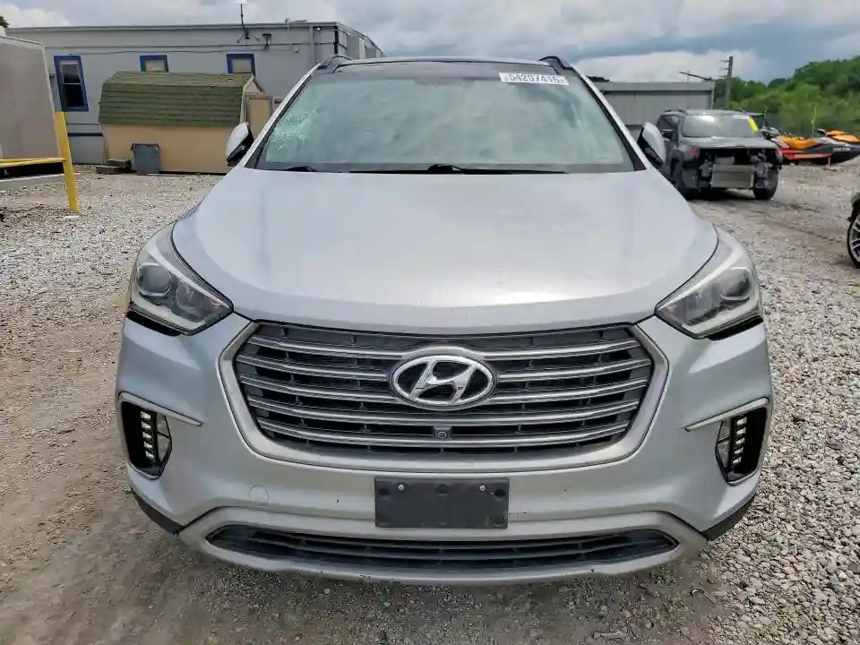 KM8SR4HF5HU196774 2017 HYUNDAI SANTA FE-4