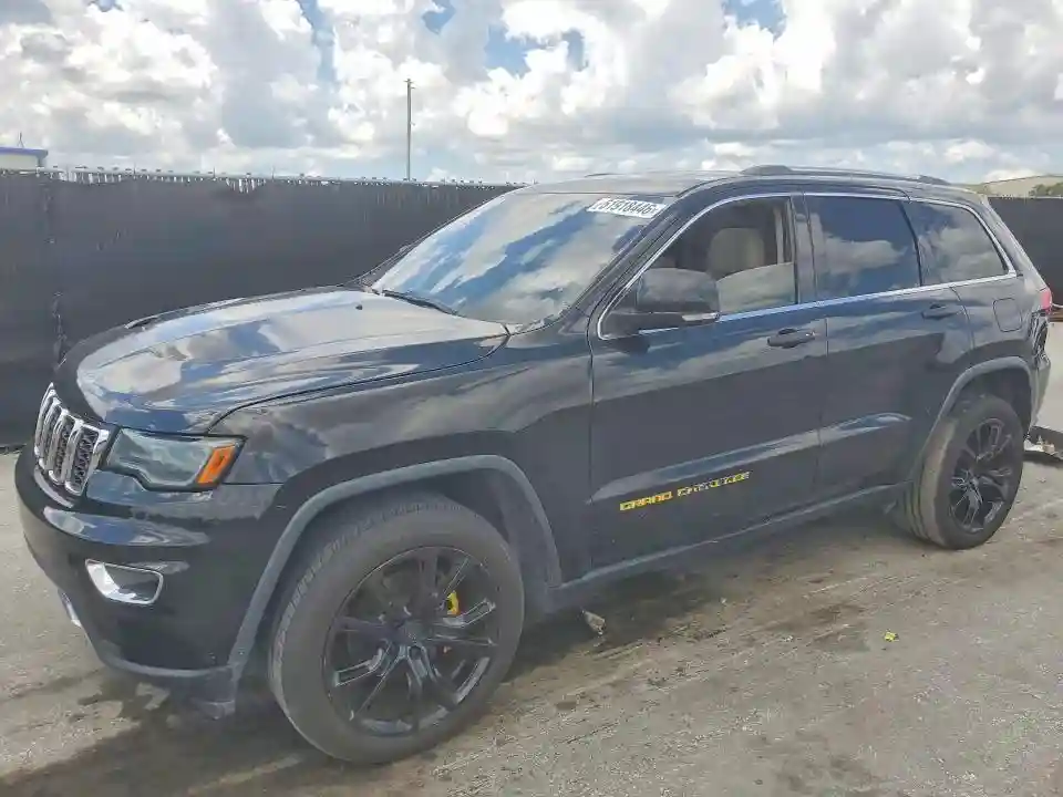1C4RJEBG1HC829102 2017 JEEP GRAND CHEROKEE-0