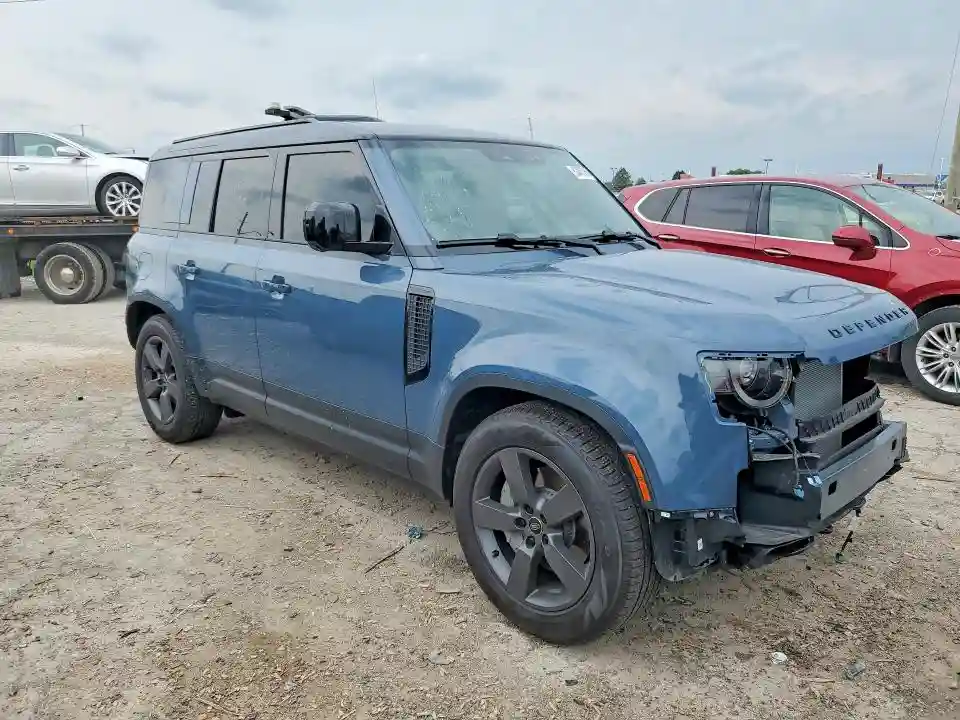 SALEJ7EX0S2406488 2025 LAND ROVER DEFENDER-3