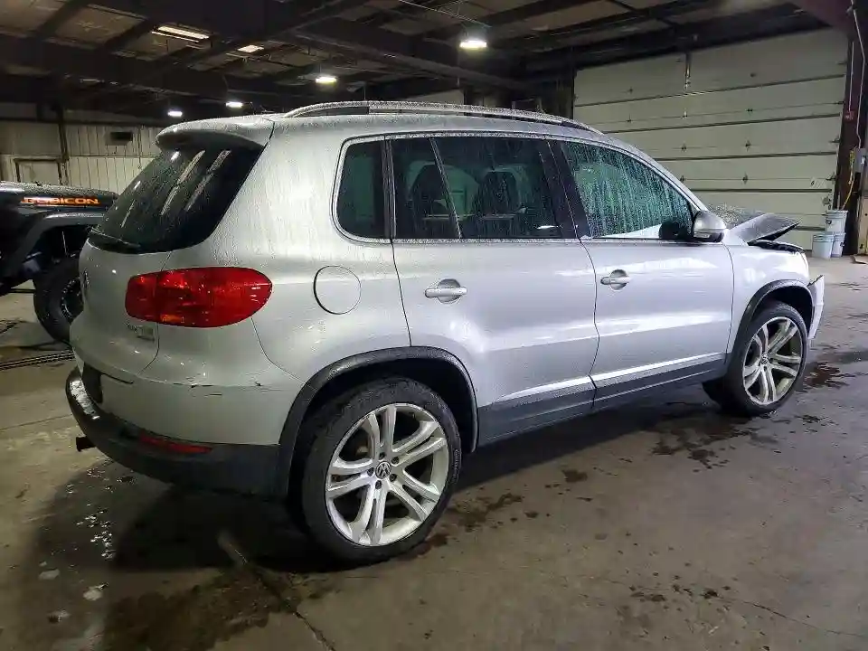WVGBV7AX9CW535260 2012 VOLKSWAGEN TIGUAN-2