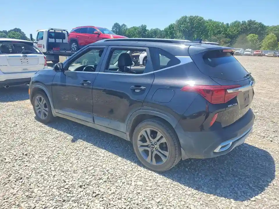 KNDEU2AA0M7229949 2021 KIA SELTOS-1