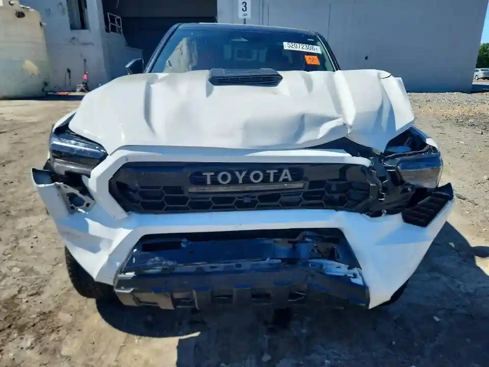 3TYLC5LNXST044438 2025 TOYOTA TACOMA-4