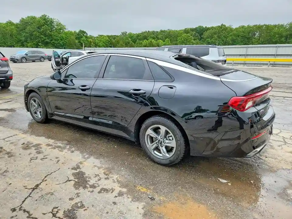 5XXG14J22NG147560 2022 KIA K5-1