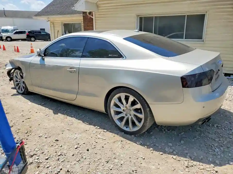 WAULFAFR6DA008785 2013 AUDI A5-1