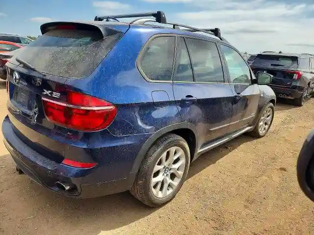 5UXZV4C53BL405700 2011 BMW X5-2
