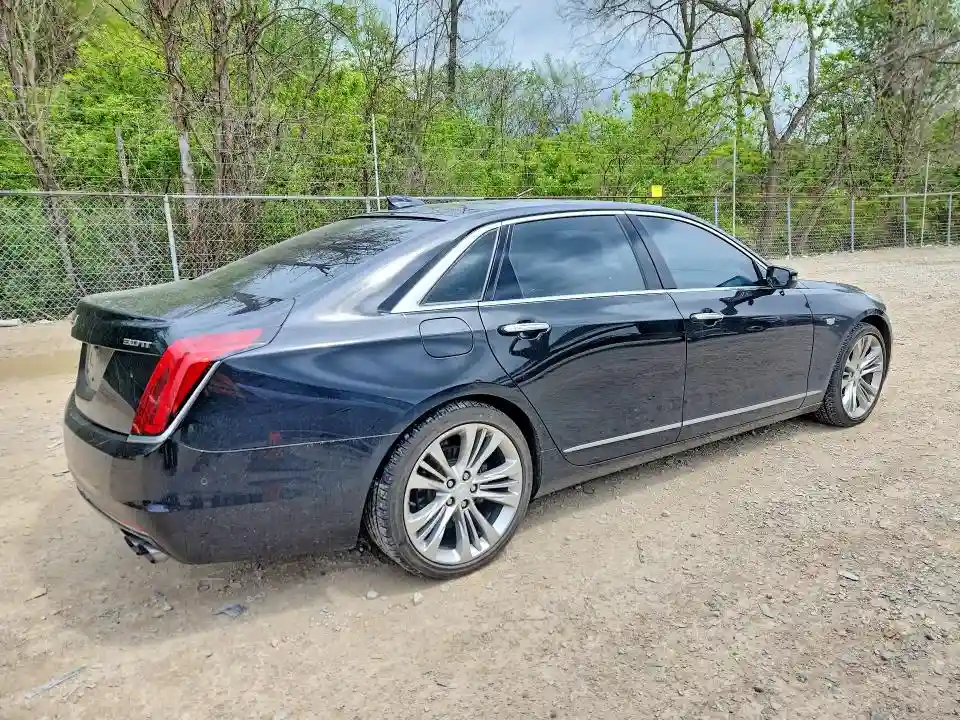 1G6KP5R66JU143766 2018 CADILLAC CT6-2
