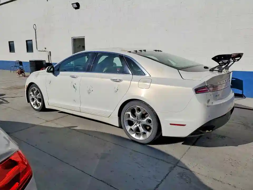3LN6L2JK0DR824031 2013 LINCOLN MKZ-1