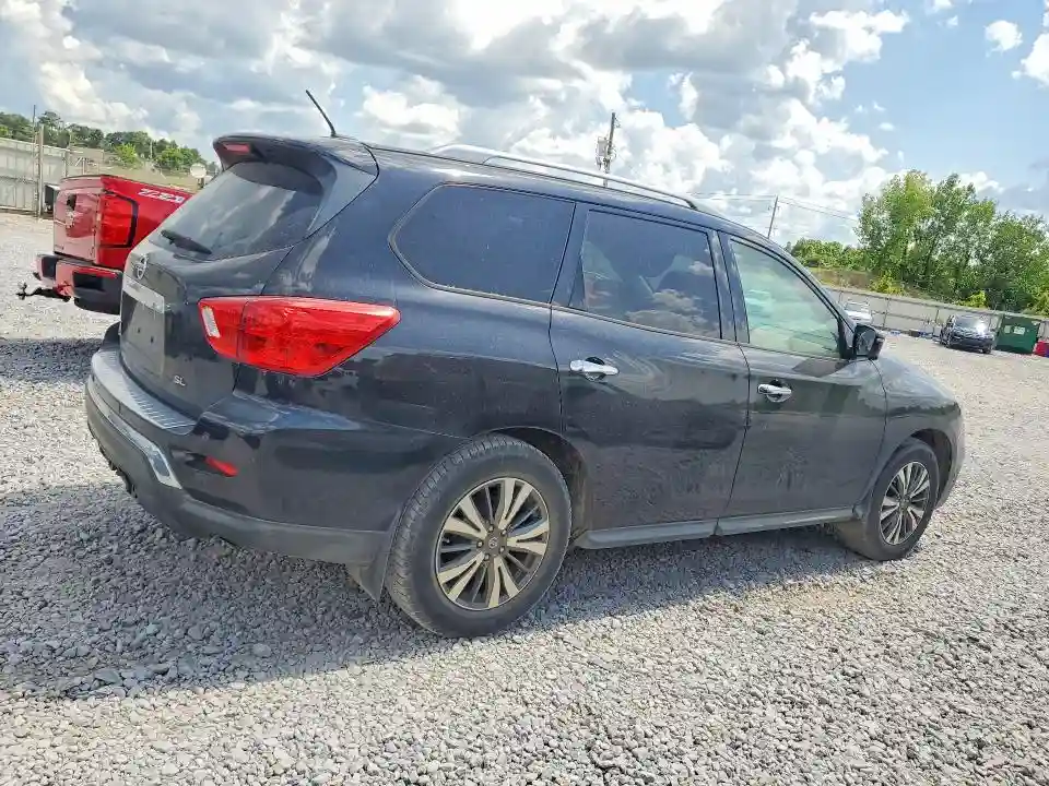 5N1DR2MN2HC620122 2017 NISSAN PATHFINDER-2