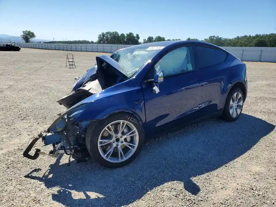 7SAYGDED2PF966690 2023 TESLA MODEL Y-0