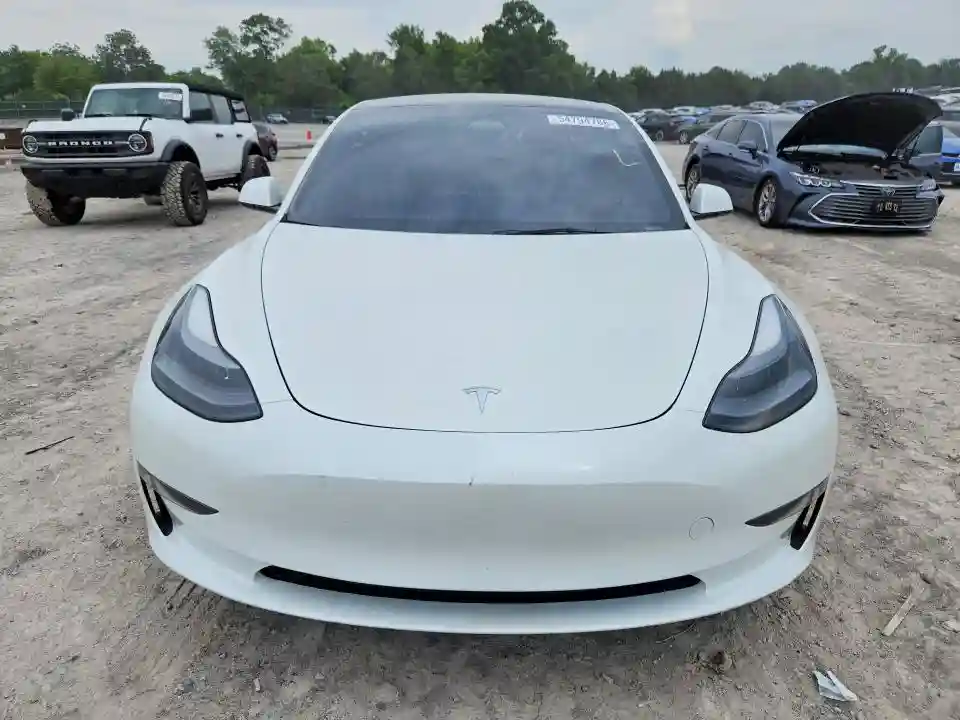 5YJ3E1EA5PF565751 2023 TESLA MODEL 3-4