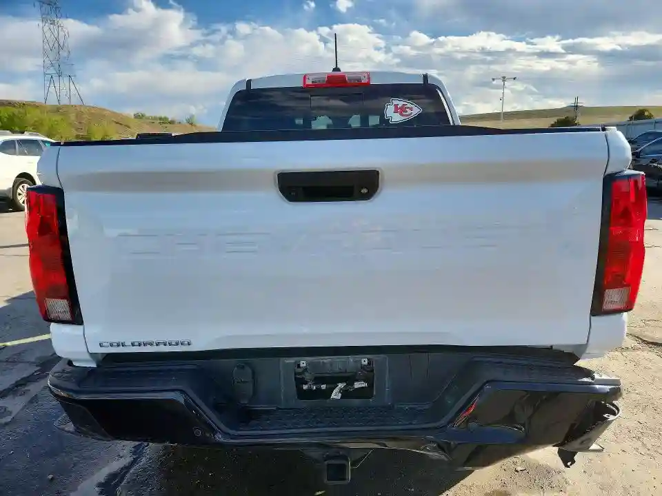 1GCPTEEK8S1169046 2025 CHEVROLET COLORADO T-5