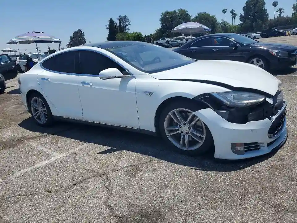 5YJSA1H1XEFP35778 2014 TESLA MODEL S-3