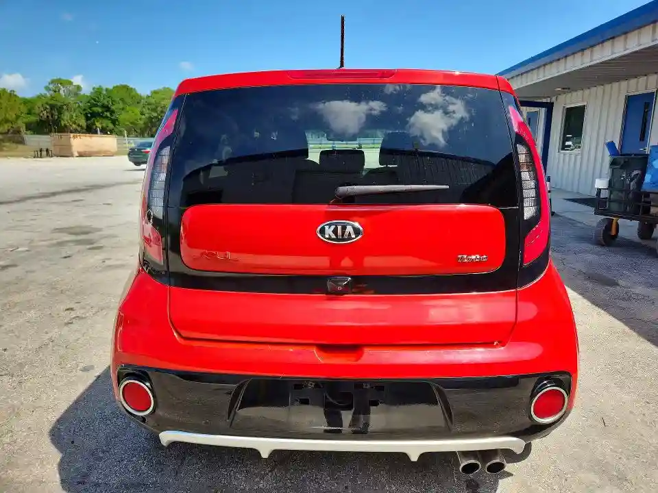 KNDJX3AA9J7590653 2018 KIA SOUL-5