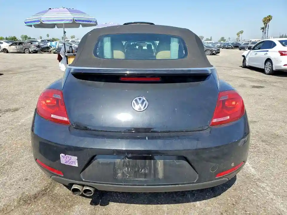 3VW5P7AT8DM804906 2013 VOLKSWAGEN BEETLE-5