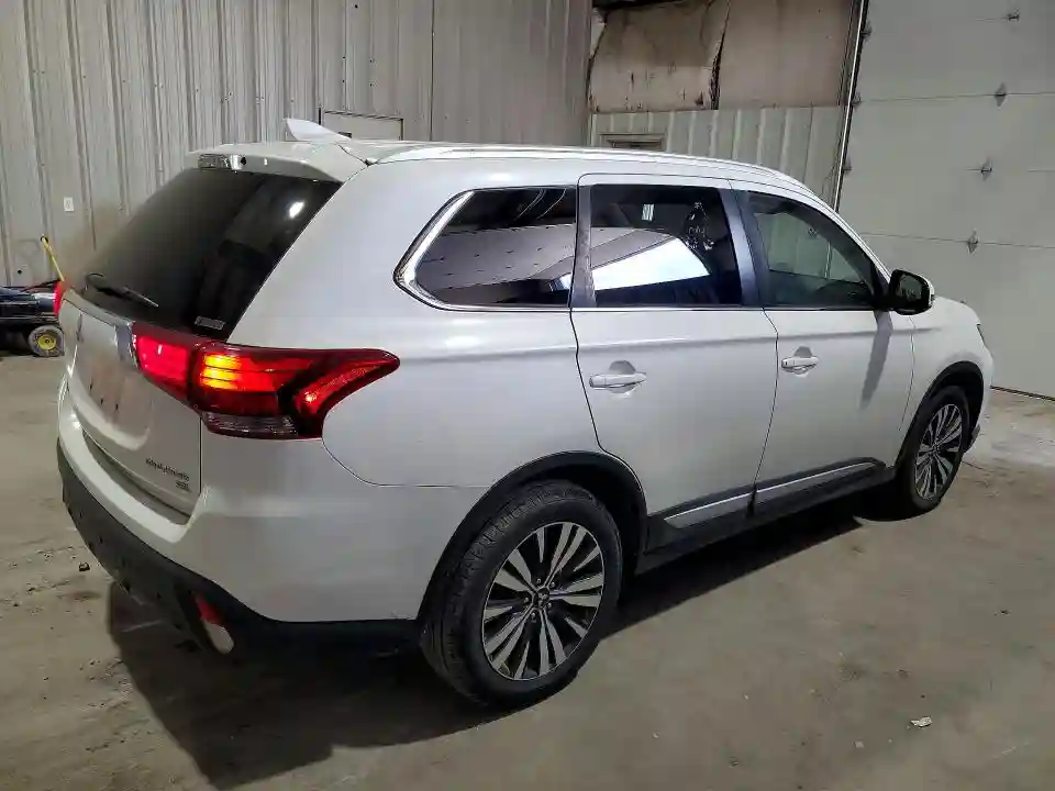 JA4AZ3A3XKZ018552 2019 MITSUBISHI OUTLANDER-2