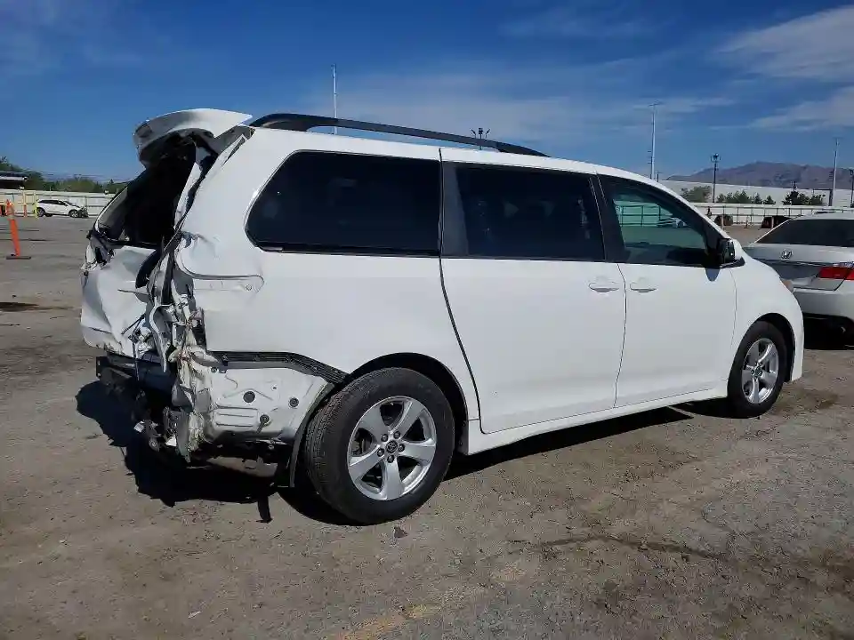 5TDKZ3DCXLS081269 2020 TOYOTA SIENNA-2