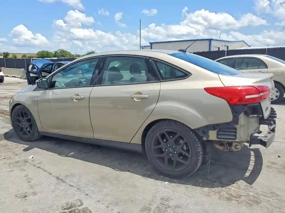 1FADP3F22GL318336 2016 FORD FOCUS-1