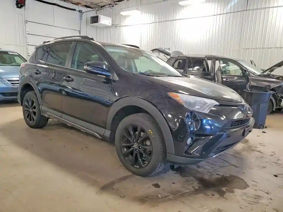 2T3RFREVXJW772288 2018 TOYOTA RAV4-3