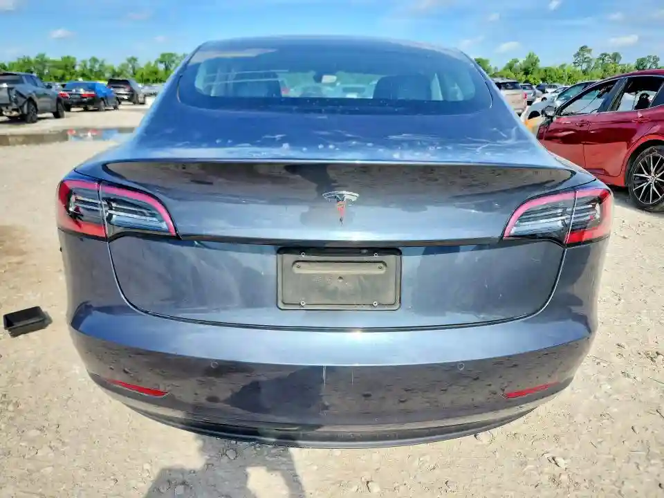 5YJ3E1EA4LF705086 2020 TESLA MODEL 3-5