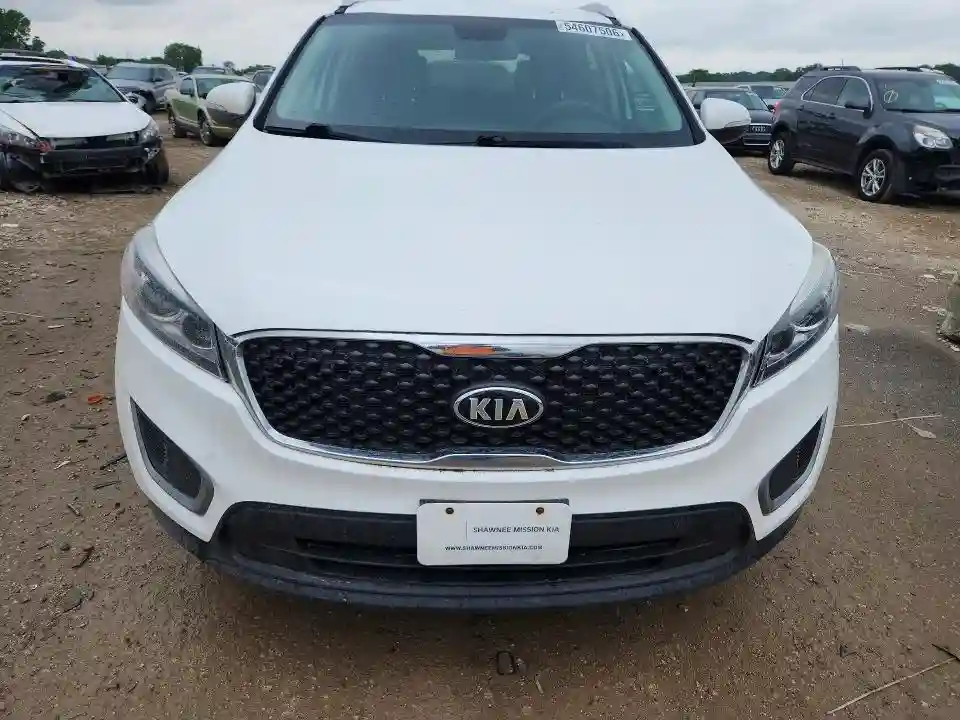 5XYPG4A35HG290347 2017 KIA SORENTO-4