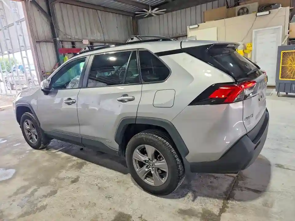 2T3RWRFV7RW209497 2024 TOYOTA RAV4-1