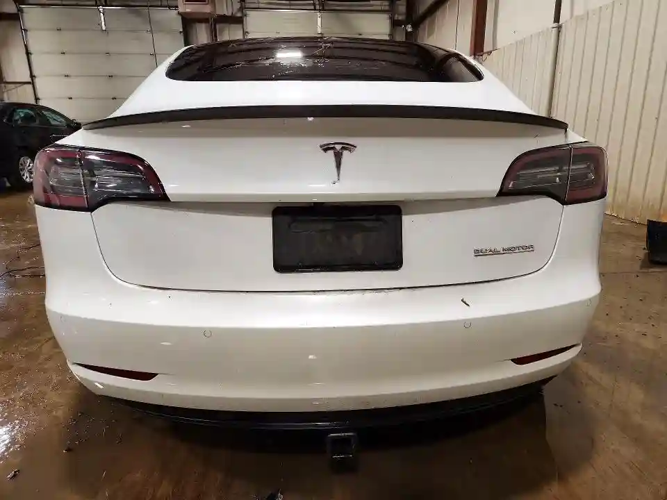 5YJ3E1ECXNF275889 2022 TESLA MODEL 3-5