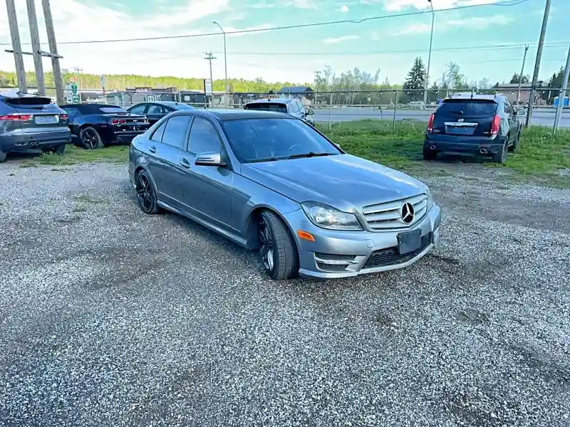 WDDGF8ABXDA782065 2013 MERCEDES-BENZ C-CLASS-0